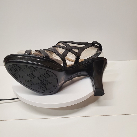 Naturalizer Women's Danya Dress Sandal Black Smooth M - Picture 3 of 10